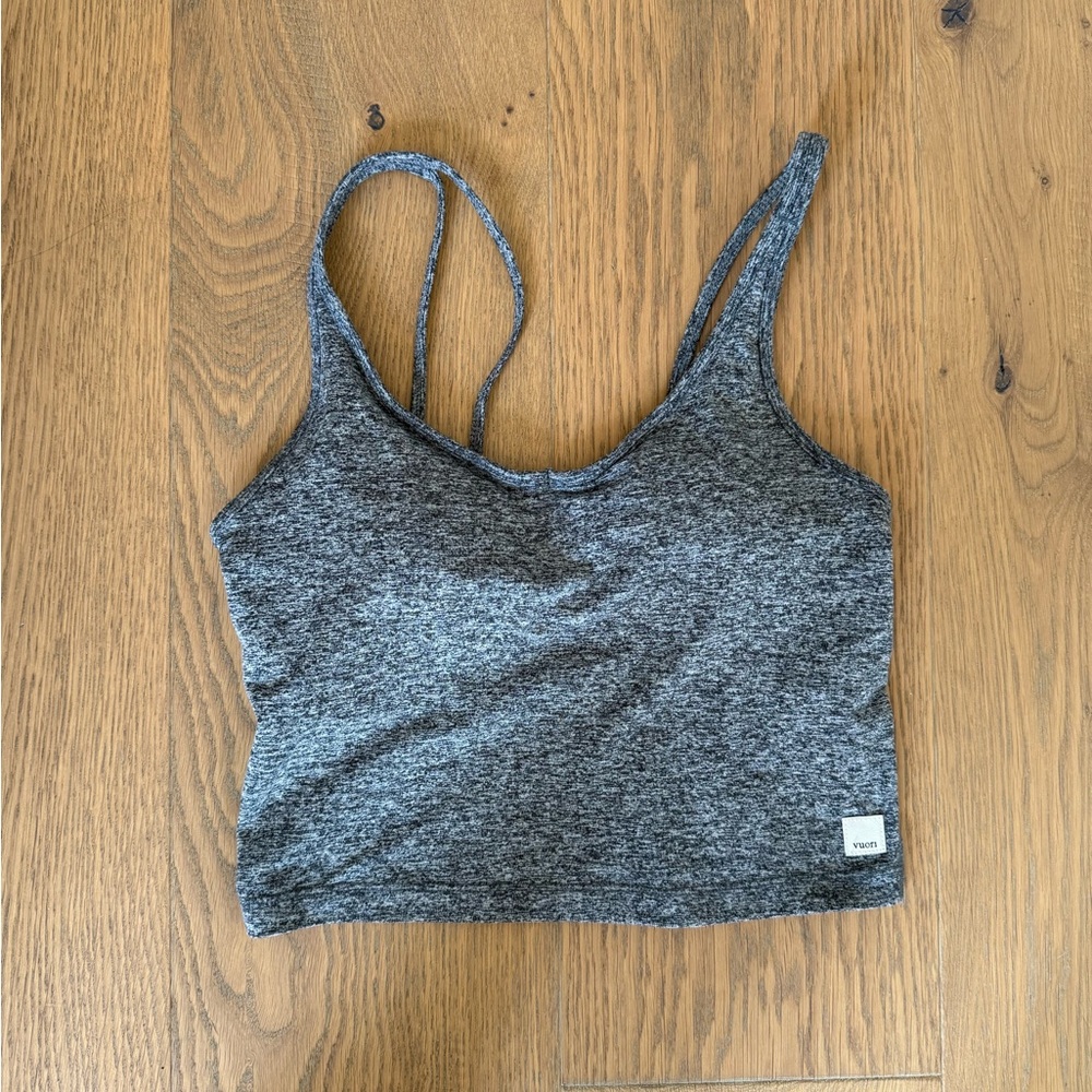 Vuori gray cropped Halo tank top small